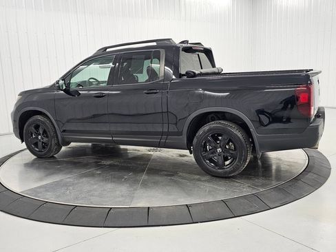 Used 2022 Honda Ridgeline Black Edition image 3