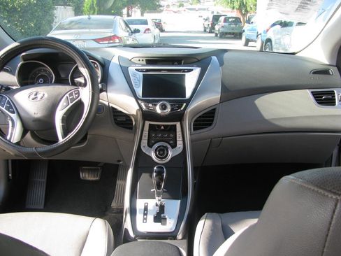 Used 2012 Hyundai Elantra Limited w/ Technology Pkg 5 FWD image 15