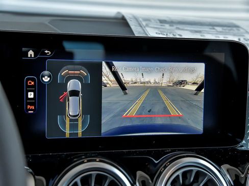 Certified 2025 Mercedes-Benz EQB 300 4MATIC image 20