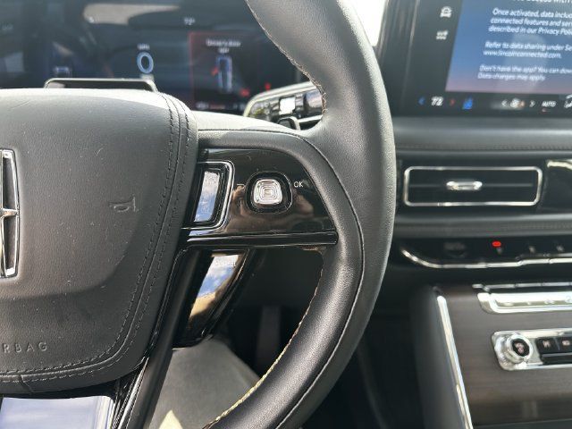 Certified 2025 Lincoln Aviator Reserve w/ Illumination Package AWD/4WD image 29