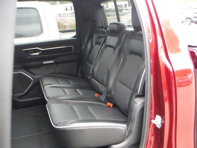 Used 2025 RAM 1500 Laramie AWD/4WD image 36