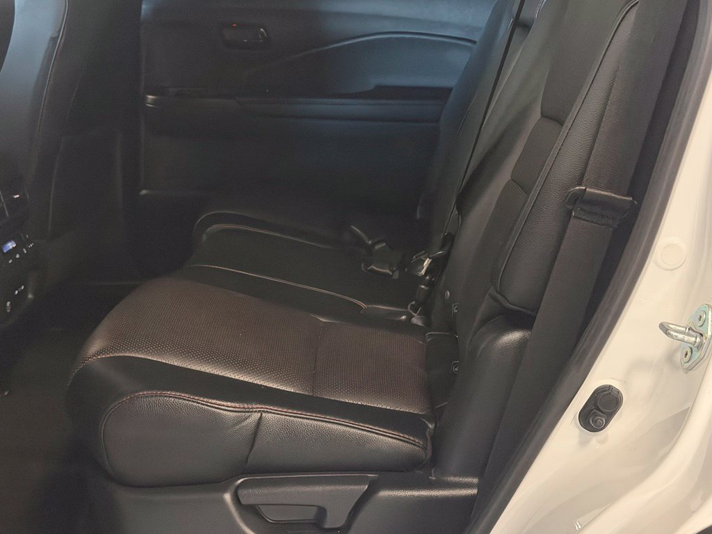 Used 2024 Honda Passport Black Edition image 23