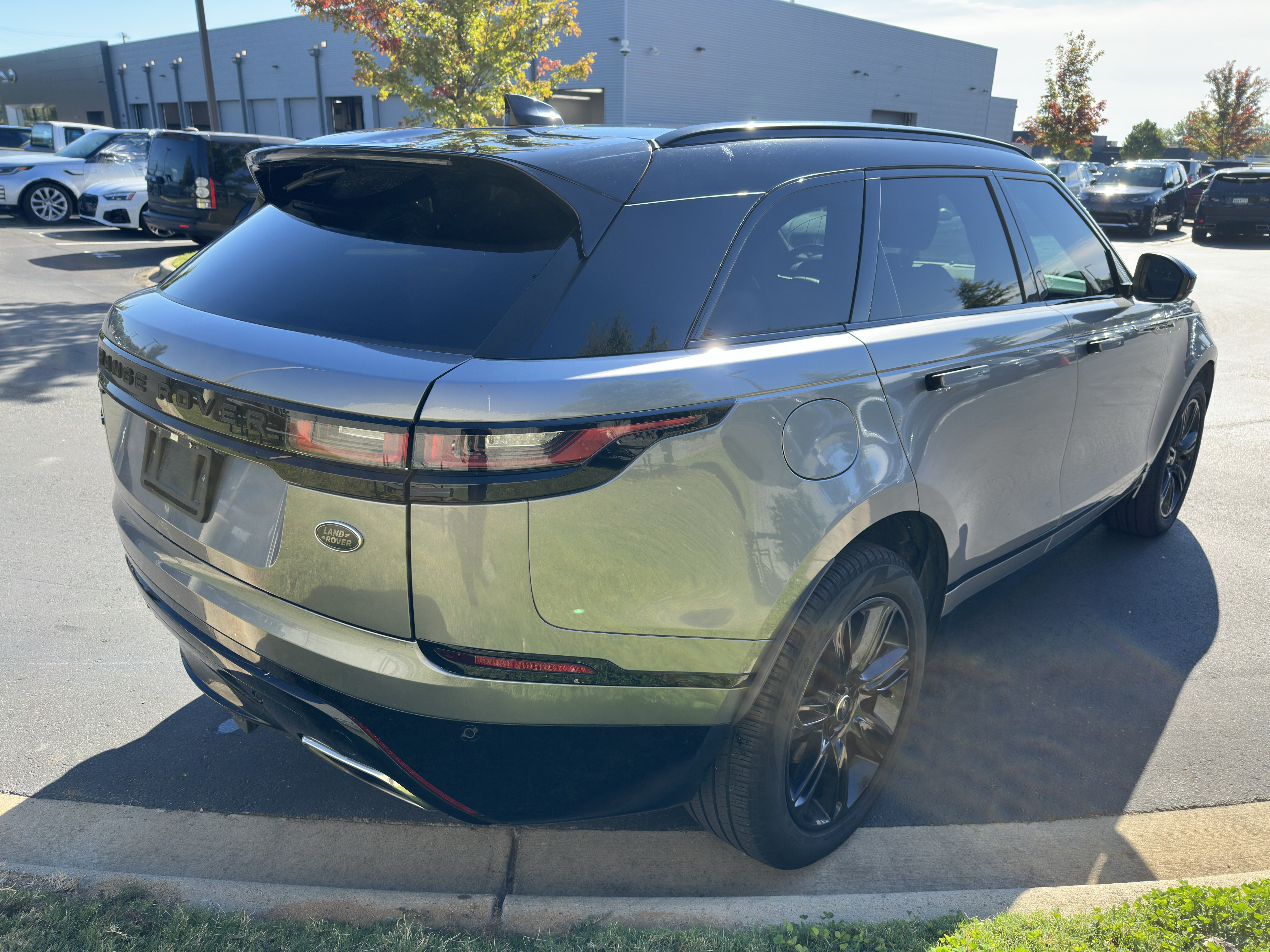 Used 2023 Land Rover Range Rover Velar R-Dynamic S AWD/4WD image 8