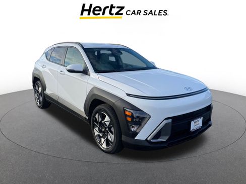 Used 2025 Hyundai Kona SEL image 1