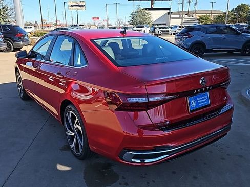 New 2026 Volkswagen Jetta SEL image 7