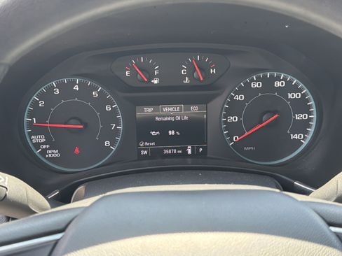Used 2023 Chevrolet Equinox LS FWD image 26
