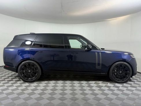Certified 2023 Land Rover Range Rover Long Wheelbase SE image 9