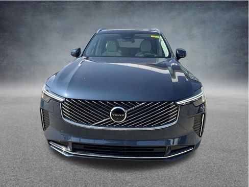 New 2026 Volvo XC90 B6 Ultra w/ Protection Package AWD/4WD image 2