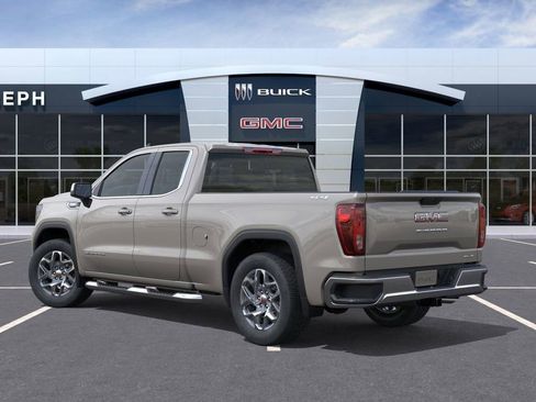 New 2026 GMC Sierra 1500 SLE image 3
