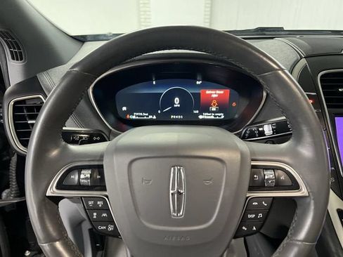 Used 2020 Lincoln Nautilus Reserve AWD/4WD image 11
