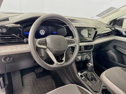 Used 2023 Volkswagen Taos S FWD image 4