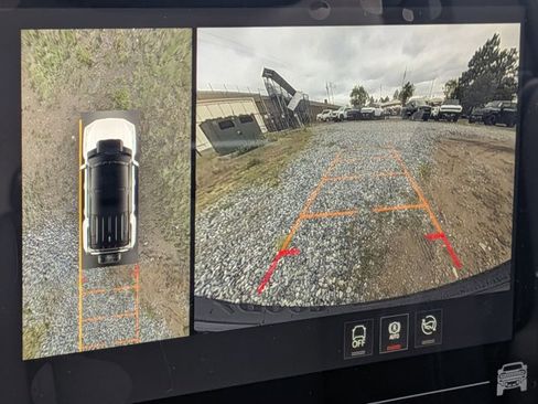 New 2026 GMC Hummer EV SUV w/ LPO, Dark Essentials Package AWD/4WD image 12
