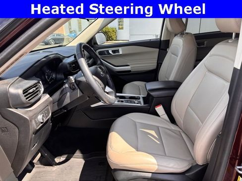 Certified 2022 Ford Explorer XLT w/ Equipment Group 202A image 12