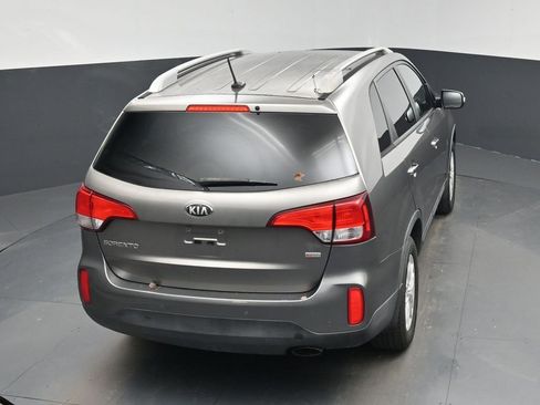 Used 2015 Kia Sorento LX image 37