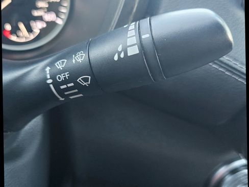 Used 2021 Nissan Sentra SV image 17