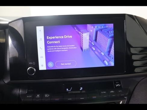 Used 2025 Toyota Camry LE image 28