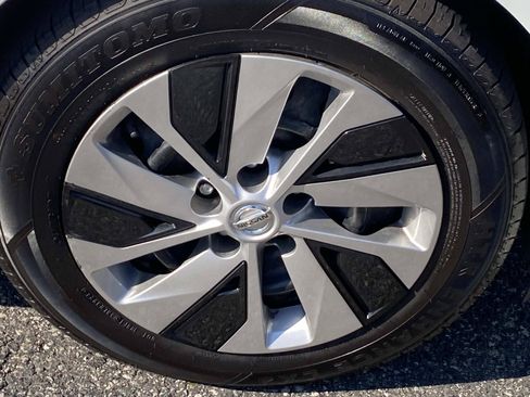 Used 2022 Nissan Altima 2.5 S FWD image 23