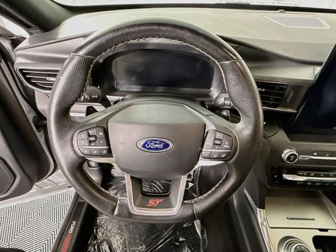 Used 2020 Ford Explorer ST w/ Premium Technology Package AWD/4WD image 22