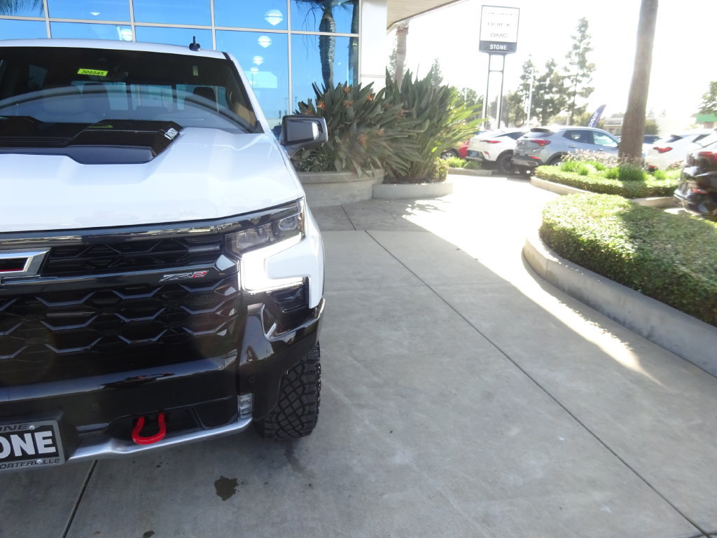 Certified 2026 Chevrolet Silverado 1500 ZR2 AWD/4WD image 33