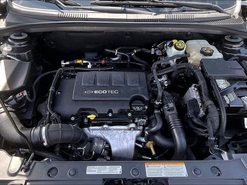 Used 2013 Chevrolet Cruze Eco w/ Enhanced Safety Package image 10