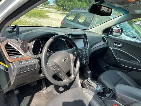 Used 2018 Hyundai Santa Fe Sport w/ Cargo Package FWD image 12