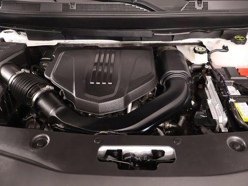 Used 2025 Buick Enclave Avenir FWD image 21