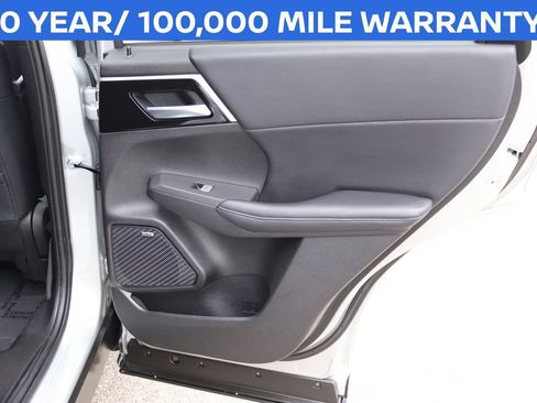 Used 2025 Mitsubishi Outlander SE AWD/4WD image 21