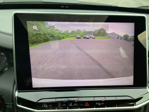 New 2025 Jeep Compass Limited w/ Sun & Sound Group image 19