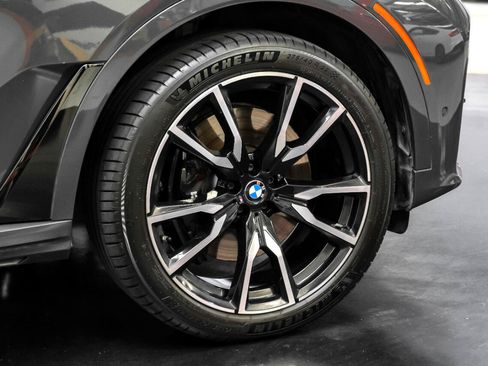 Used 2021 BMW X7 xDrive40i w/ M Sport Package image 55