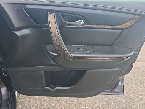 Used 2015 GMC Acadia Denali AWD/4WD image 21