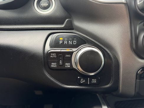 Used 2022 RAM 1500 Big Horn AWD/4WD image 16