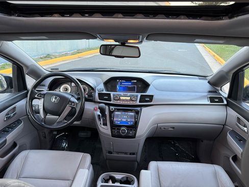 Used 2017 Honda Odyssey EX-L image 27