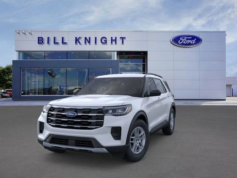 New 2026 Ford Explorer Active image 2