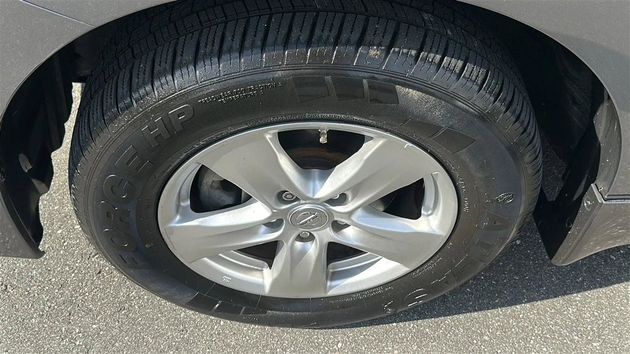 Used 2016 Nissan Quest SV w/ Leather Package FWD image 14