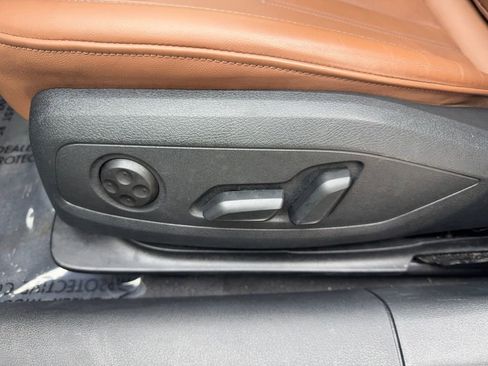 Used 2023 Audi A4 2.0T Premium w/ Convenience Package image 31