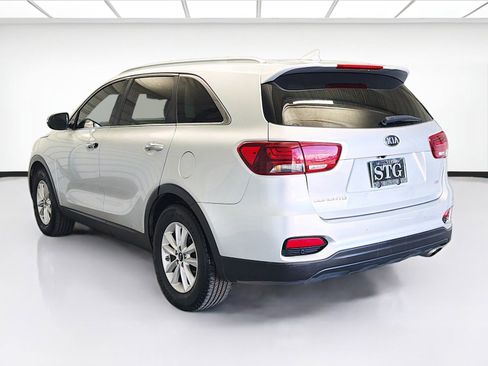 Used 2019 Kia Sorento FWD w/ LX Convenience Package image 6