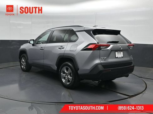 Used 2025 Toyota RAV4 XLE AWD/4WD image 8