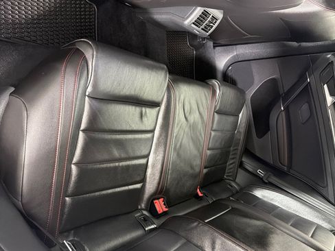 Used 2017 Volkswagen GTI SE FWD image 19