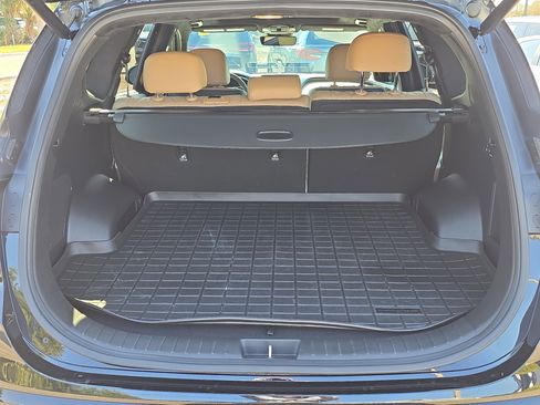 Used 2023 Hyundai Santa Fe Calligraphy image 13