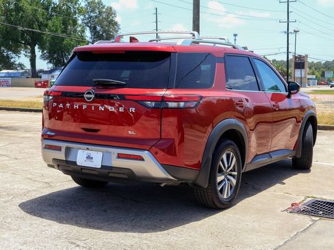 Used 2023 Nissan Pathfinder SL FWD image 22
