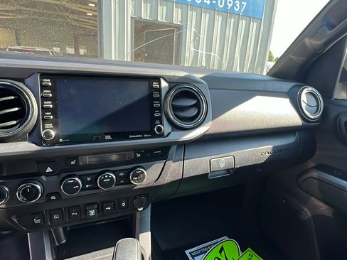 Used 2023 Toyota Tacoma TRD Pro AWD/4WD image 13
