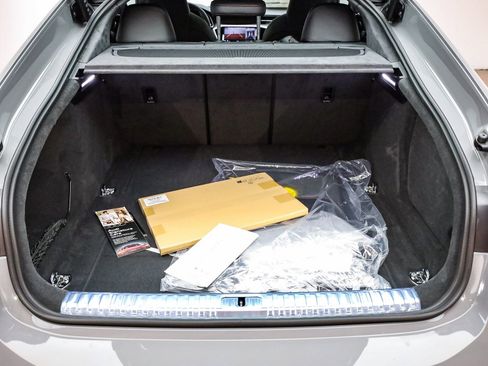 New 2026 Audi RS 7 Performance image 37