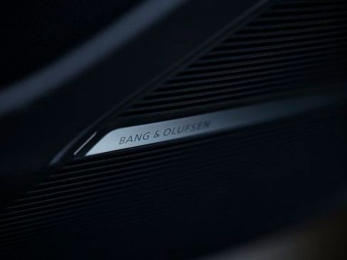 New 2026 Audi Q8 Prestige image 18