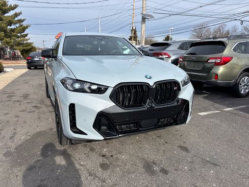 Used 2025 BMW X6 M60i image 11