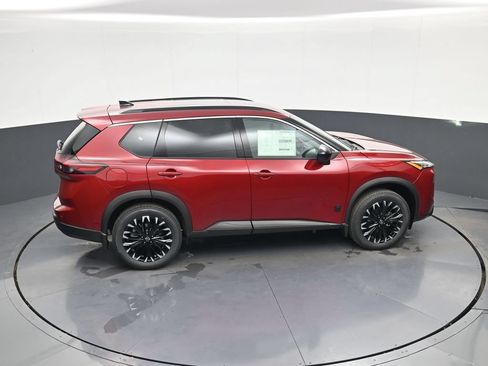 Certified 2026 Nissan Rogue Dark Armor FWD image 37