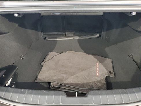 Used 2016 Hyundai Azera Limited image 8