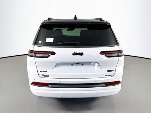 New 2026 Jeep Grand Cherokee L Summit AWD/4WD image 6