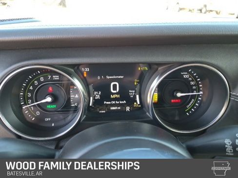 Used 2021 Jeep Wrangler Unlimited Sahara 4xe image 17