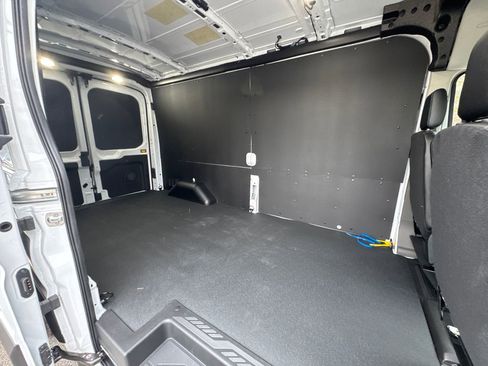 New 2026 Ford Transit 250 148 Medium Roof w/ Load Area Protection Package RWD image 43