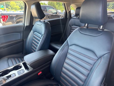 Certified 2023 Ford Edge SEL w/ Sport Appearance Package image 24